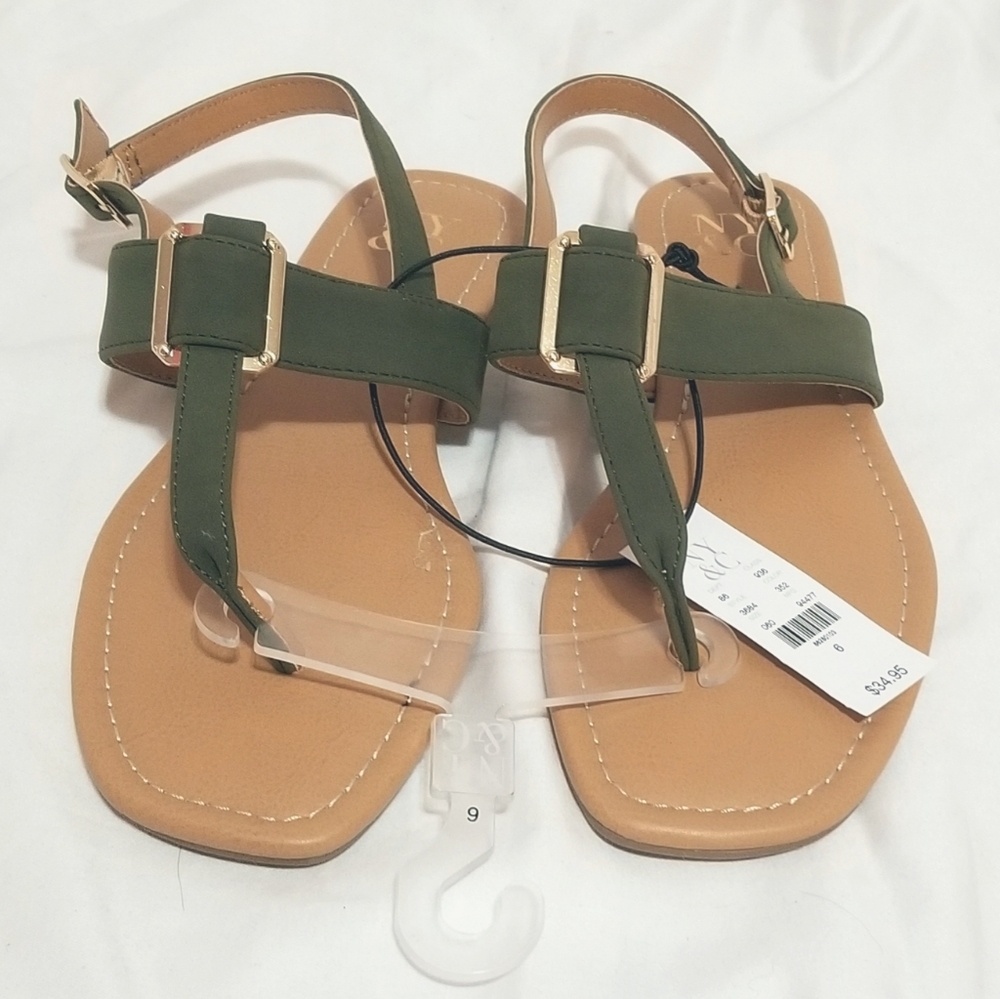 LOWEST SALE! NY & Co Green Strappy Sandals